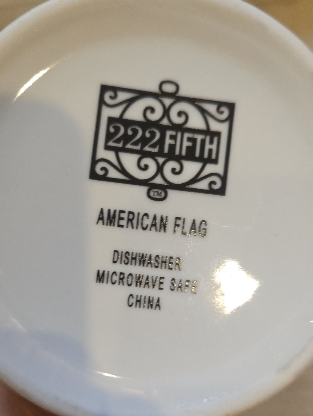222 Fifth Set of Four Red & White Striped Ceramic Bowls - Picture 4 of 5